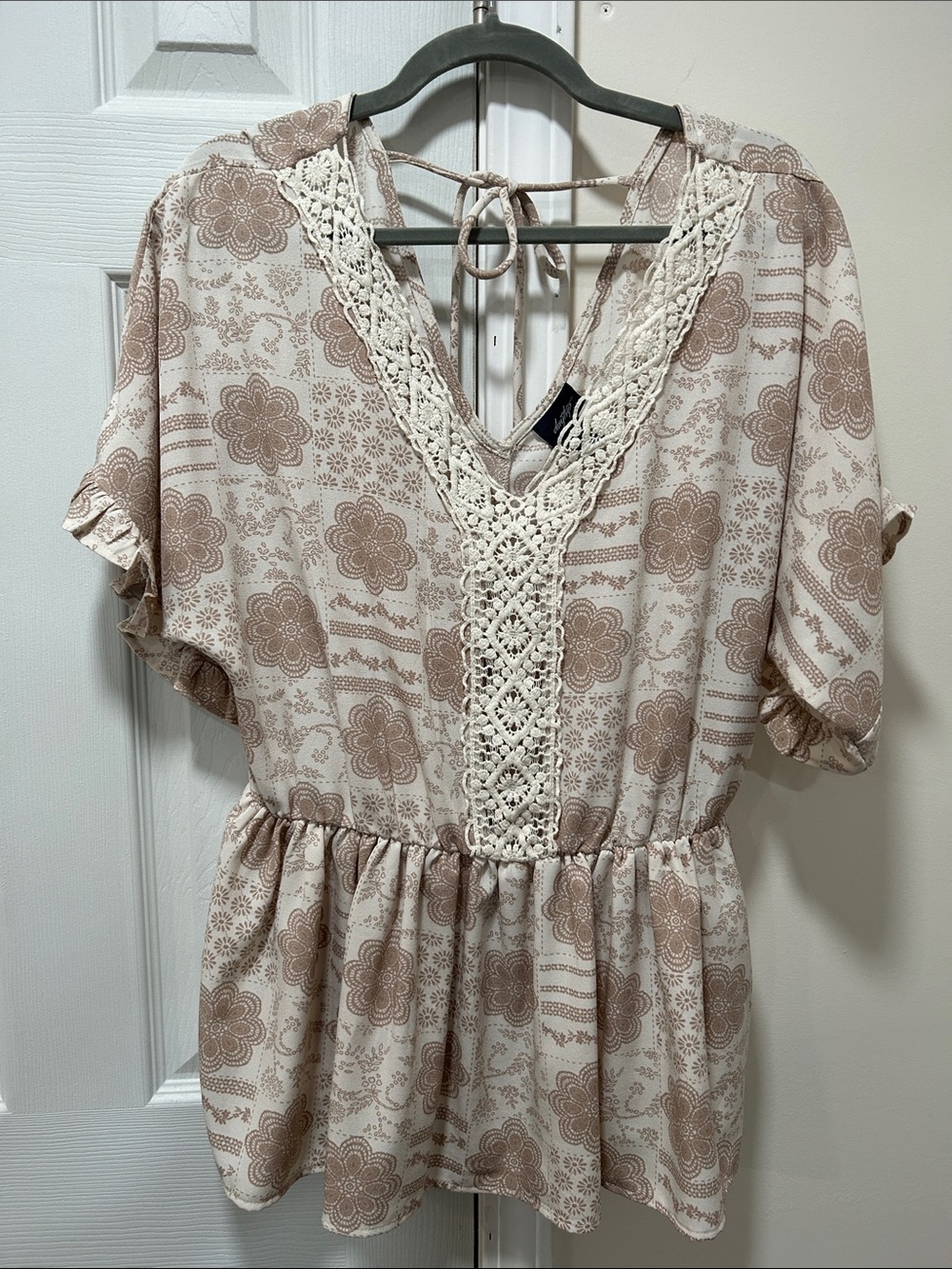 Daytrip Boho Lace Crochet Trim Medallion Floral Peplum Top